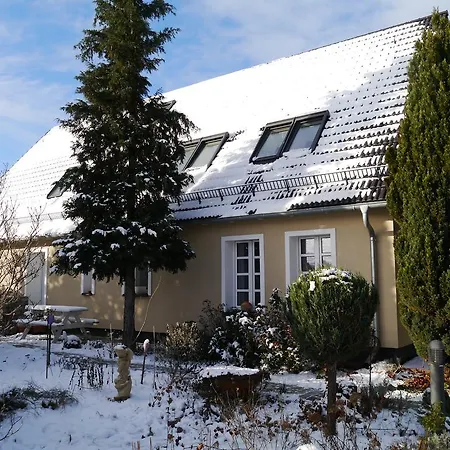 Ferienwohnung Im Neubauernweg 3 Hoppegarten Exterior photo